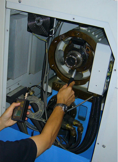 Một số loại thiết bị phổ biến được sử dụng để kiểm tra vòng bi
